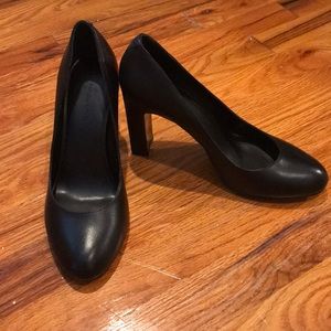 Basic Black Pump Madison style